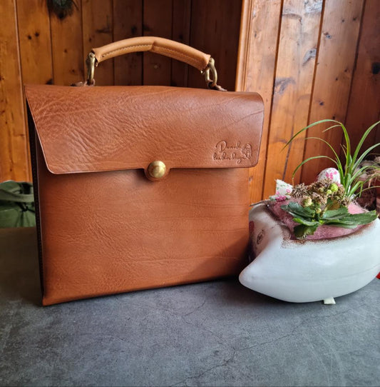 The Scout everyday briefcase - Template - PDF Pattern - DIY