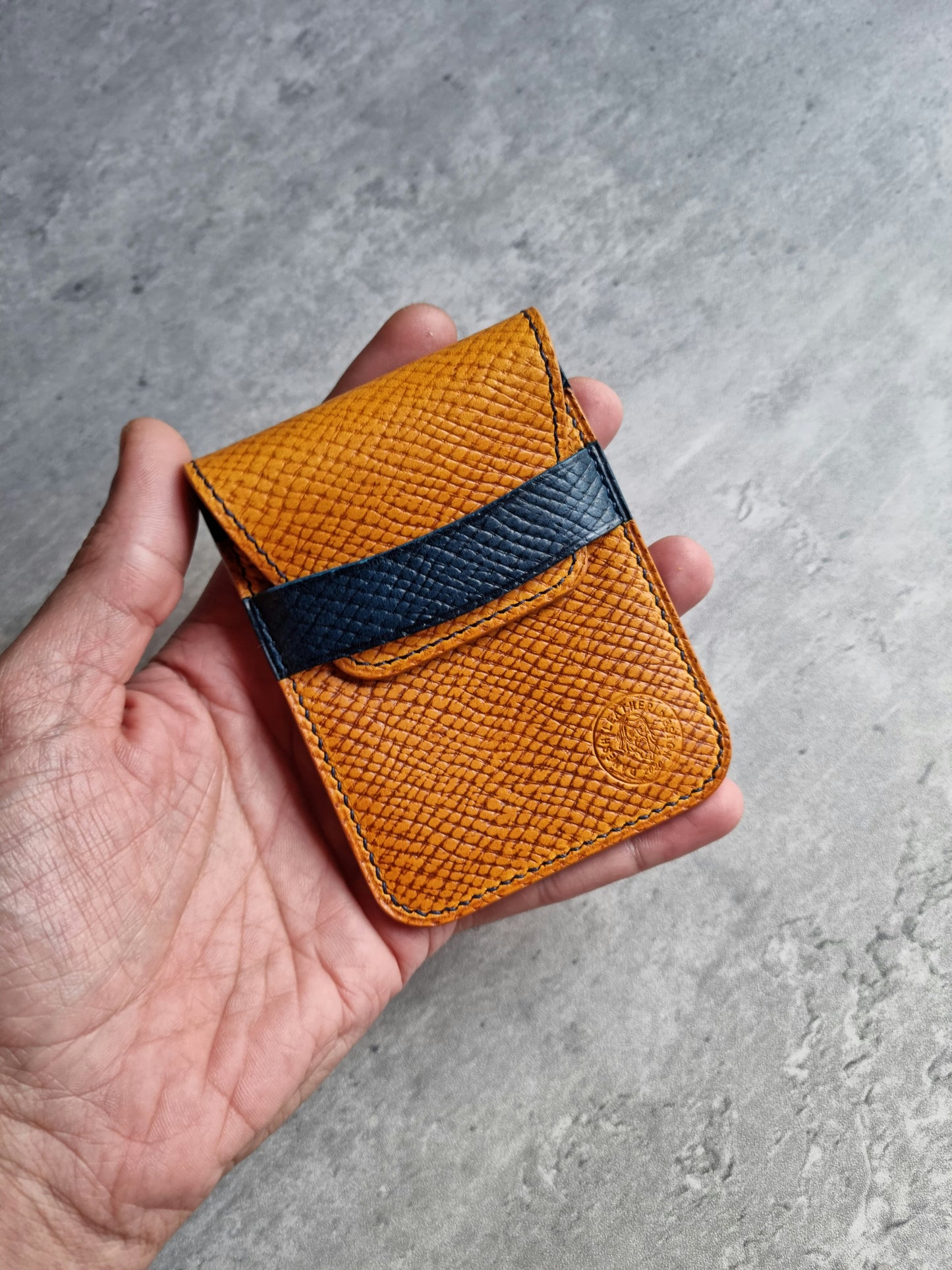 The Helsing flap wallet - Leather craft pattern | DIY | Pdf template
