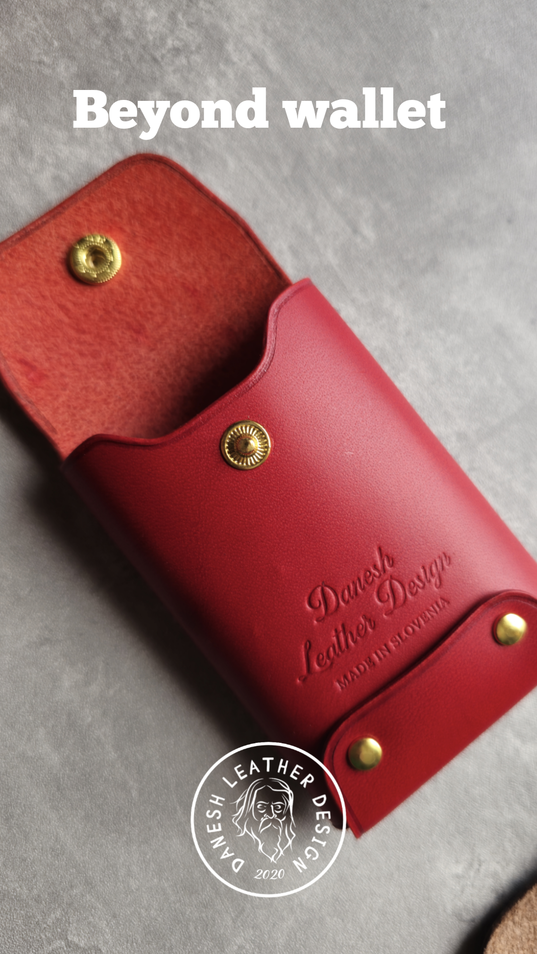 The Beyond micro EDC wallet - DIY - Pattern Pdf | Leather craft template