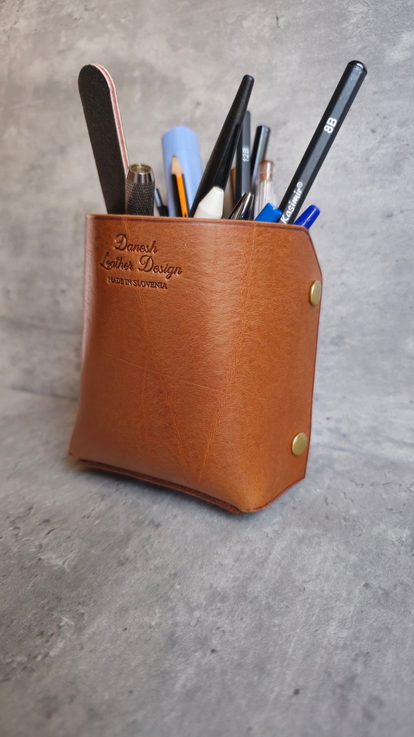 The Ämpäri handy bucket | DIY | Pattern Pdf | Leather craft template