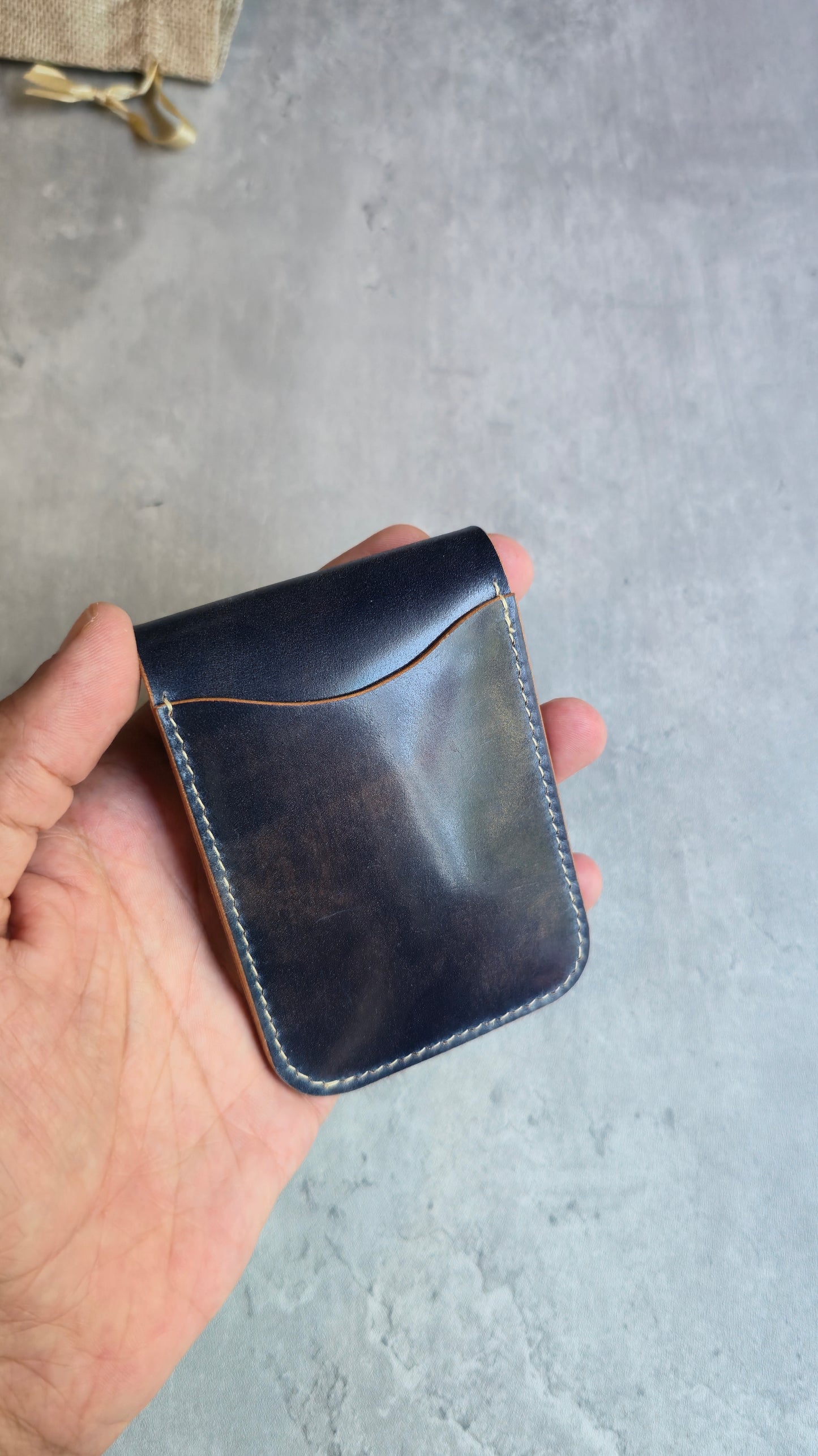 Flaptag wallet + bonus Airtag case - DIY - Pattern Pdf | Leather craft template