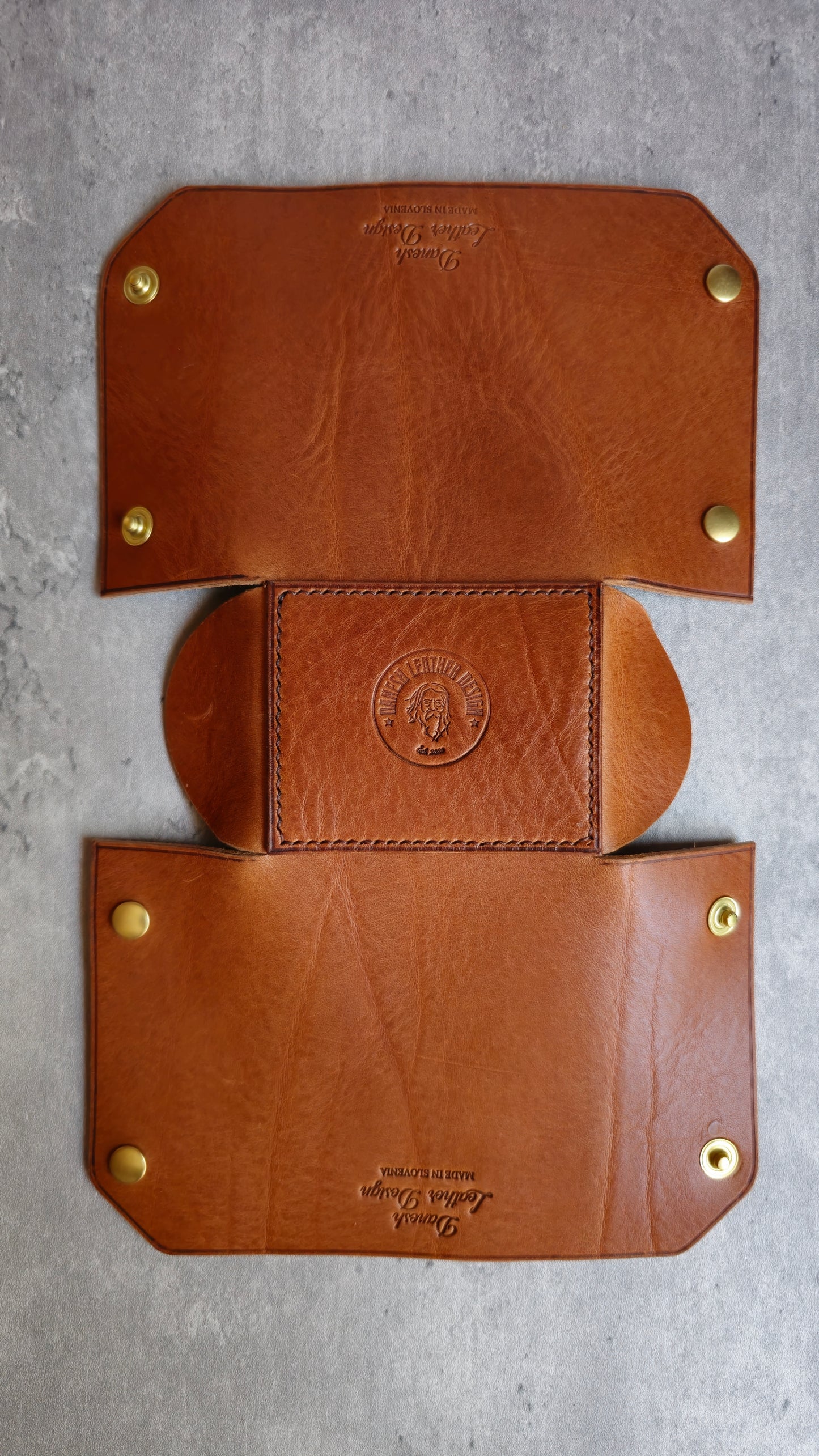 The Ämpäri handy bucket | DIY | Pattern Pdf | Leather craft template