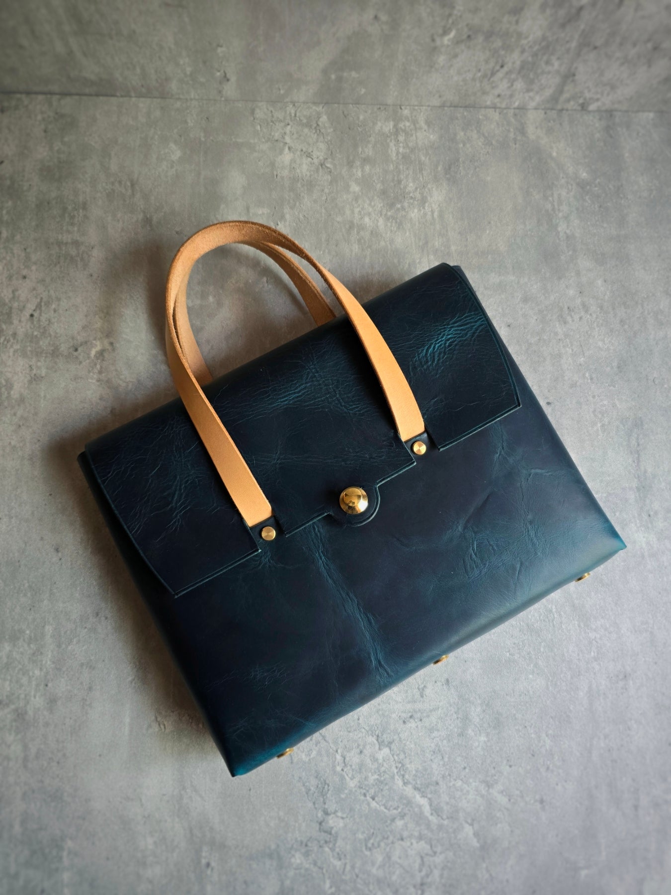 Alma Briefcase | Stitchless | DIY | Pattern Pdf | Leather craft template