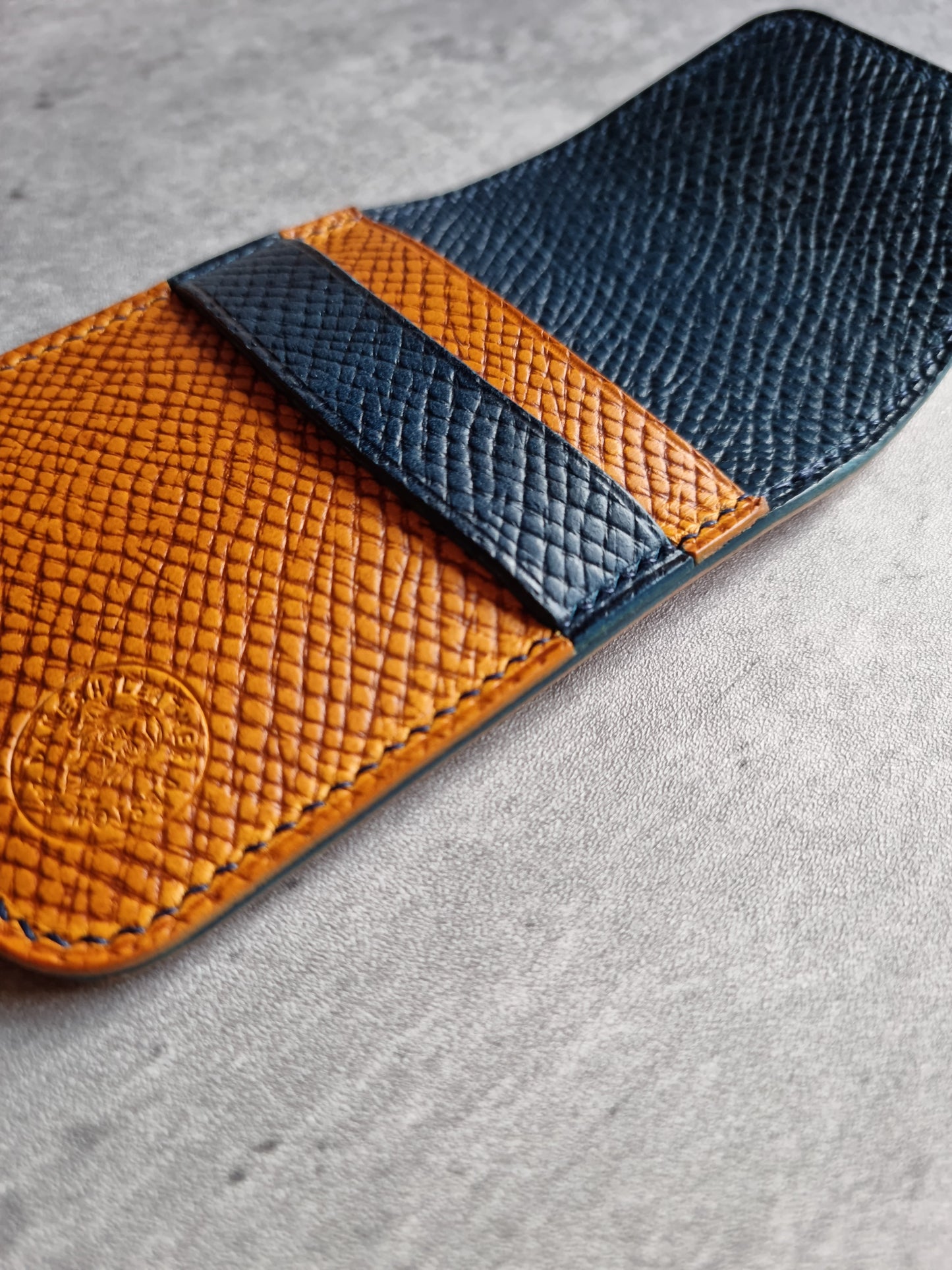 The Helsing flap wallet - Leather craft pattern | DIY | Pdf template