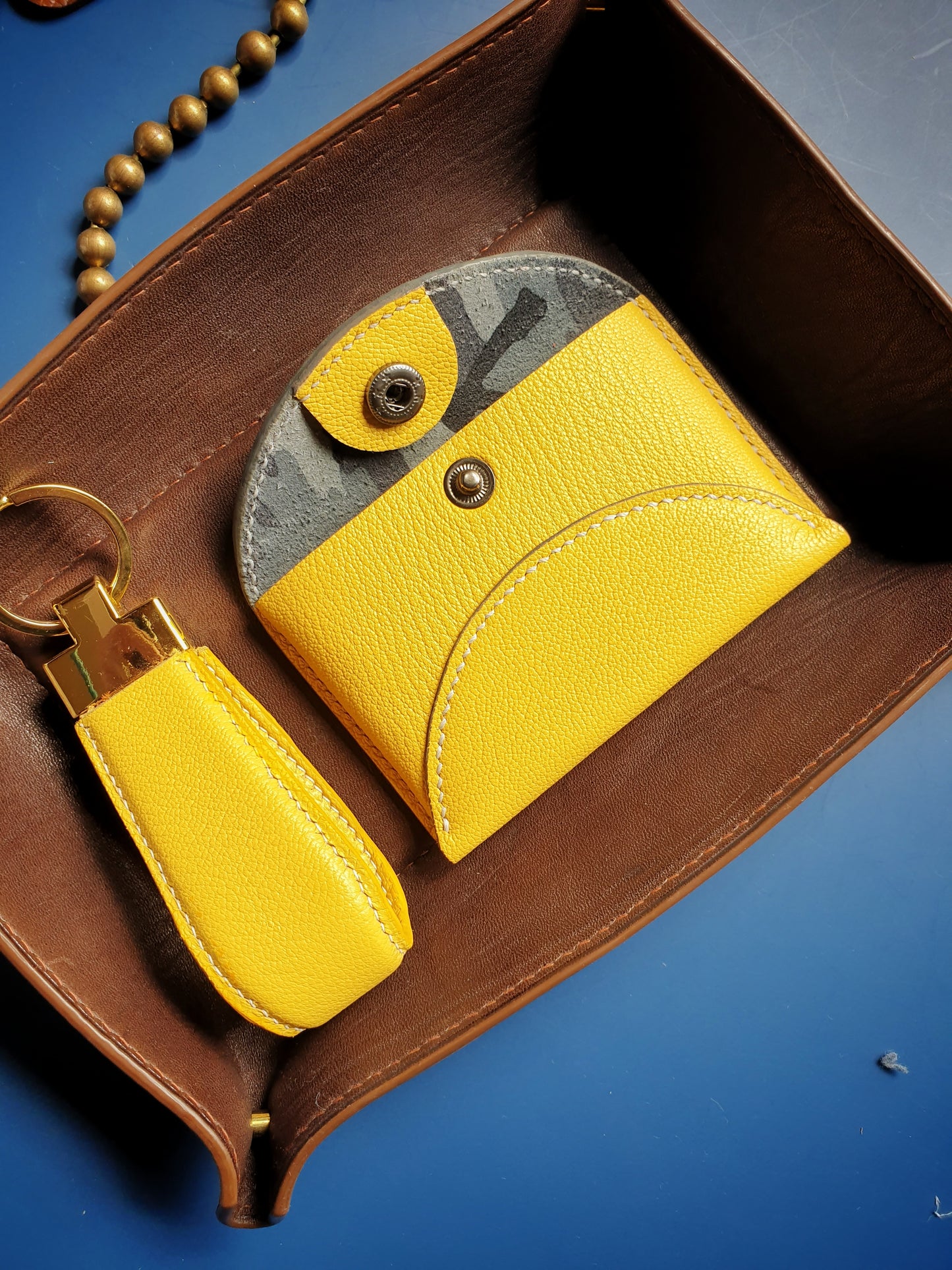 Nikko pouch