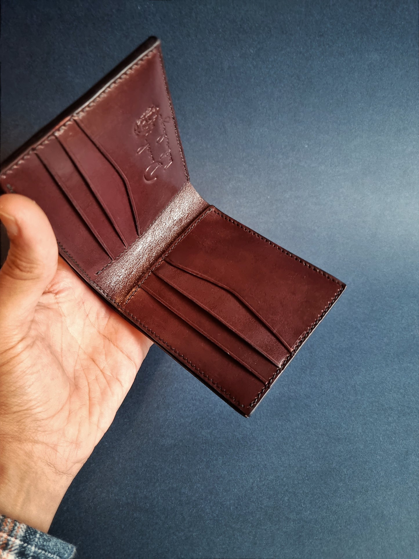 Classy Bi-fold - Bordeaux