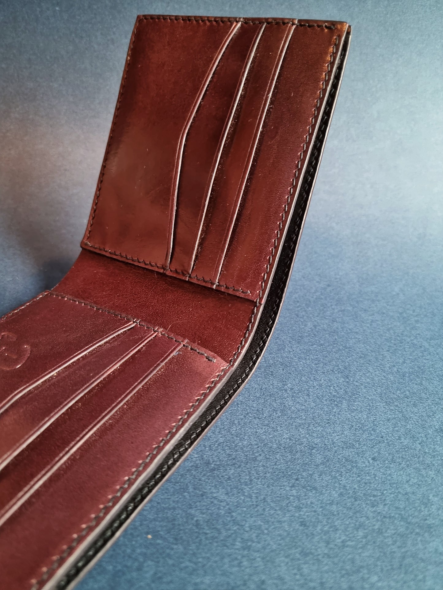 Classy Bi-fold - Bordeaux
