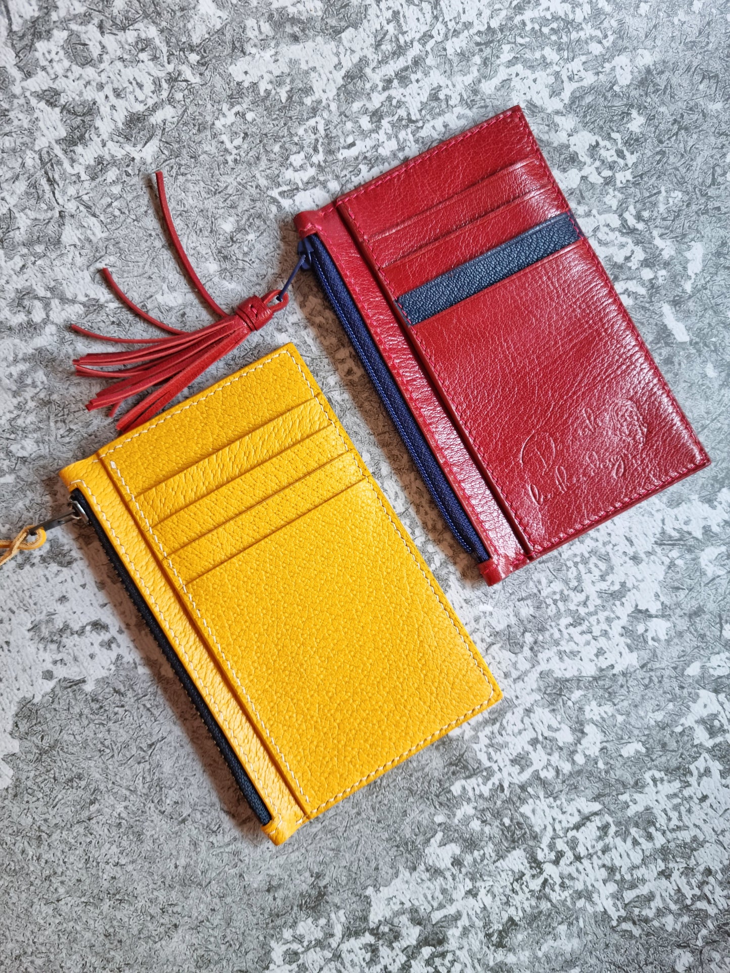 Zip top card holder - Santa Cruz