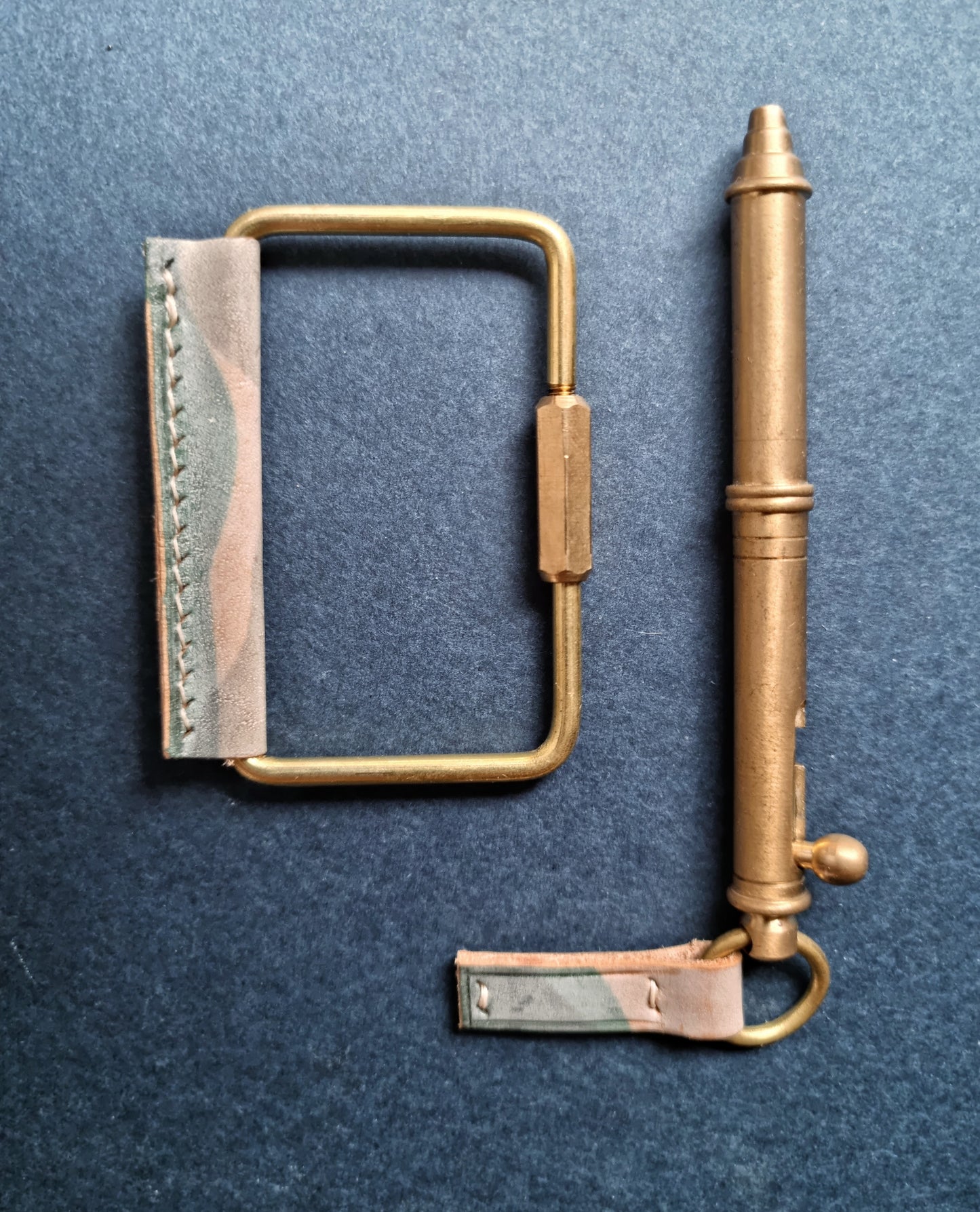 Leather&Brass - mini pen