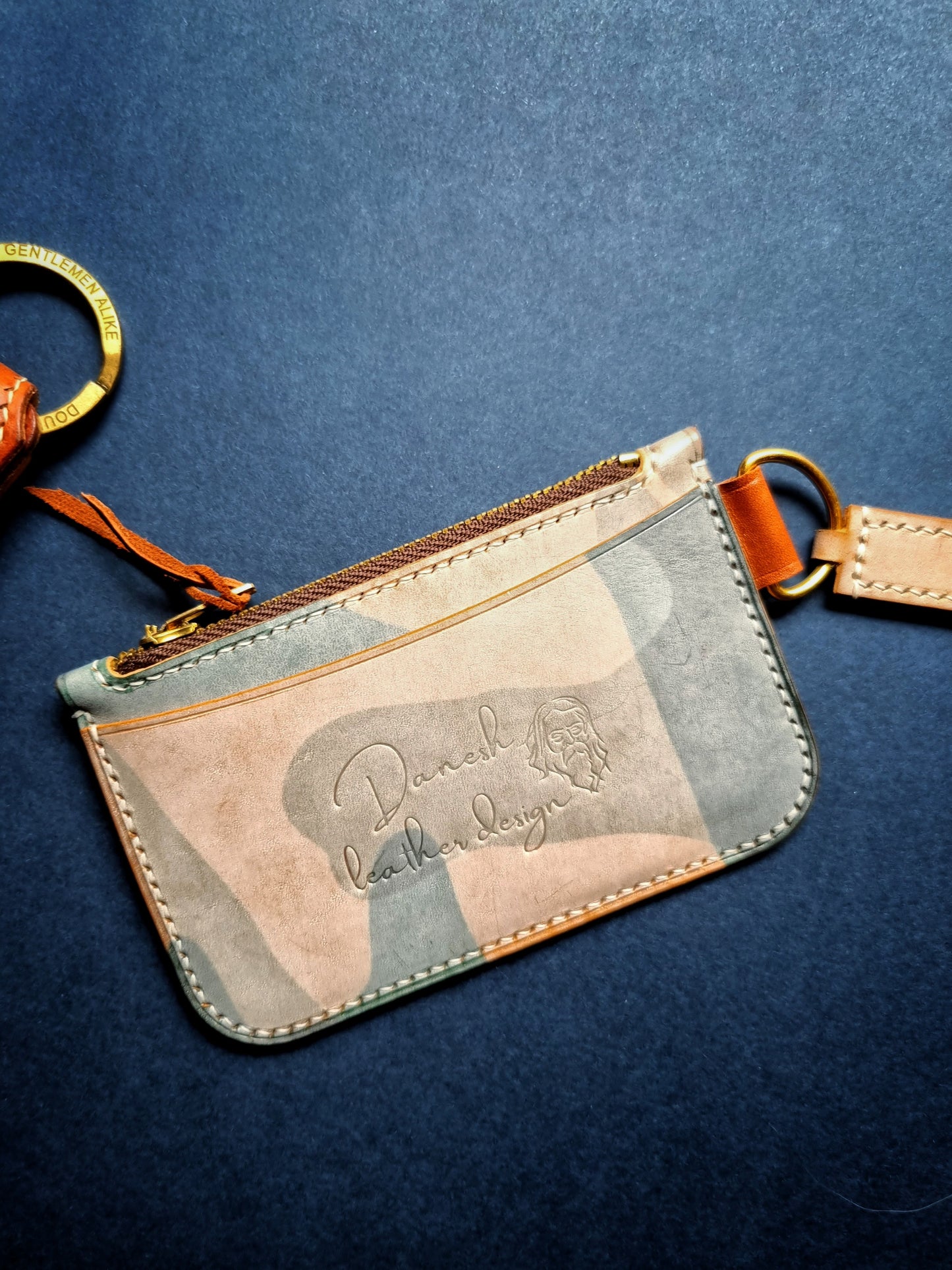Zipper pouch