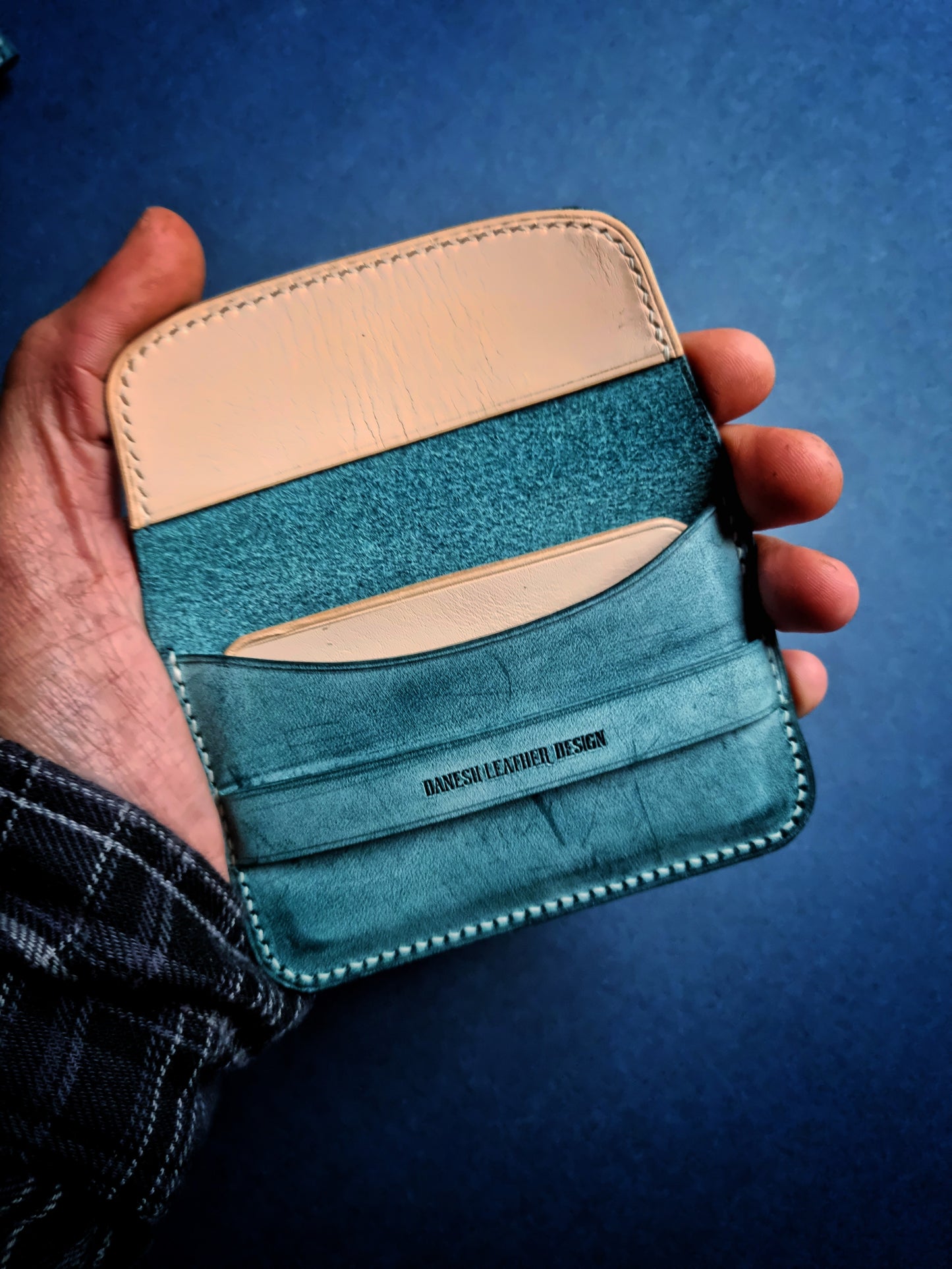Minimalistic flap wallet - Maine - Autumn22