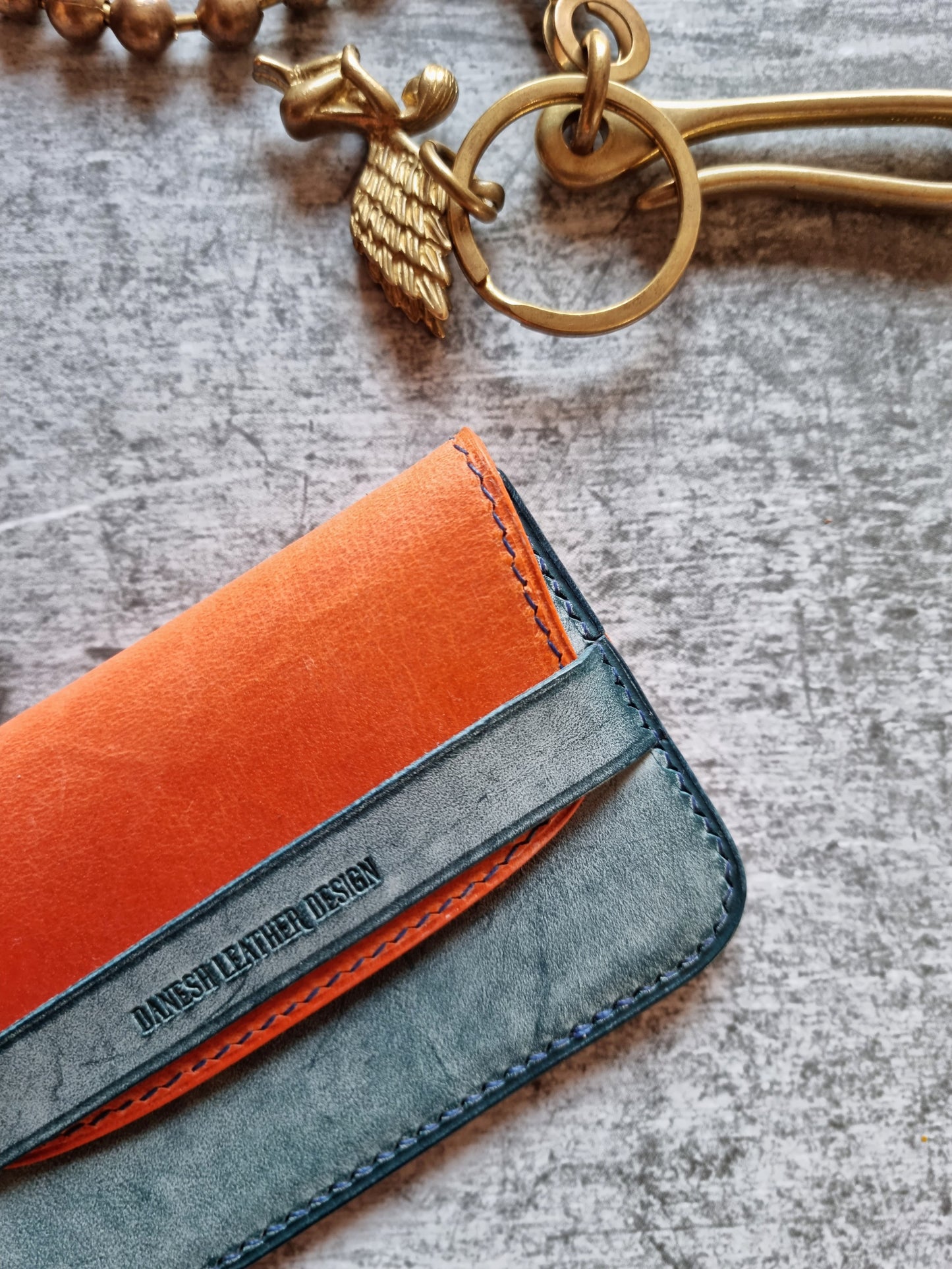 Minimalistic flap wallet - Maine - Autumn22