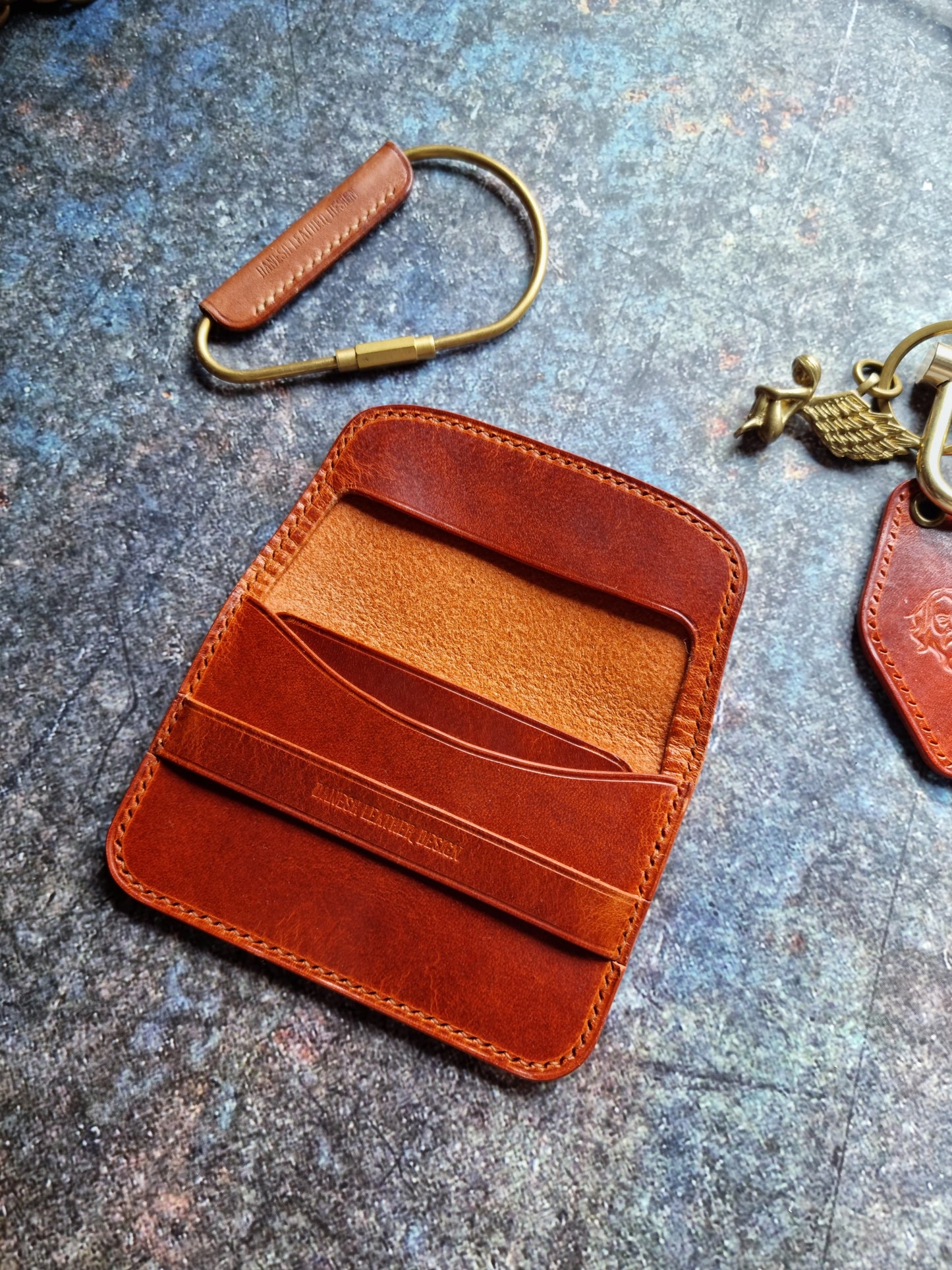 Minimalistic flap wallet - Maine - Autumn22