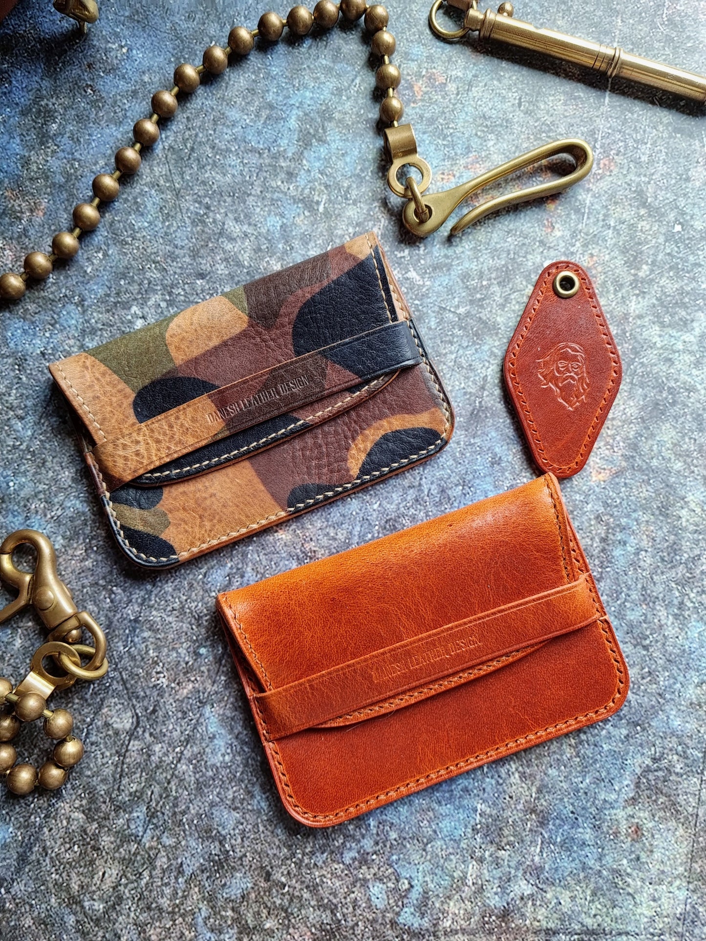 Minimalistic flap wallet - Maine - Autumn22