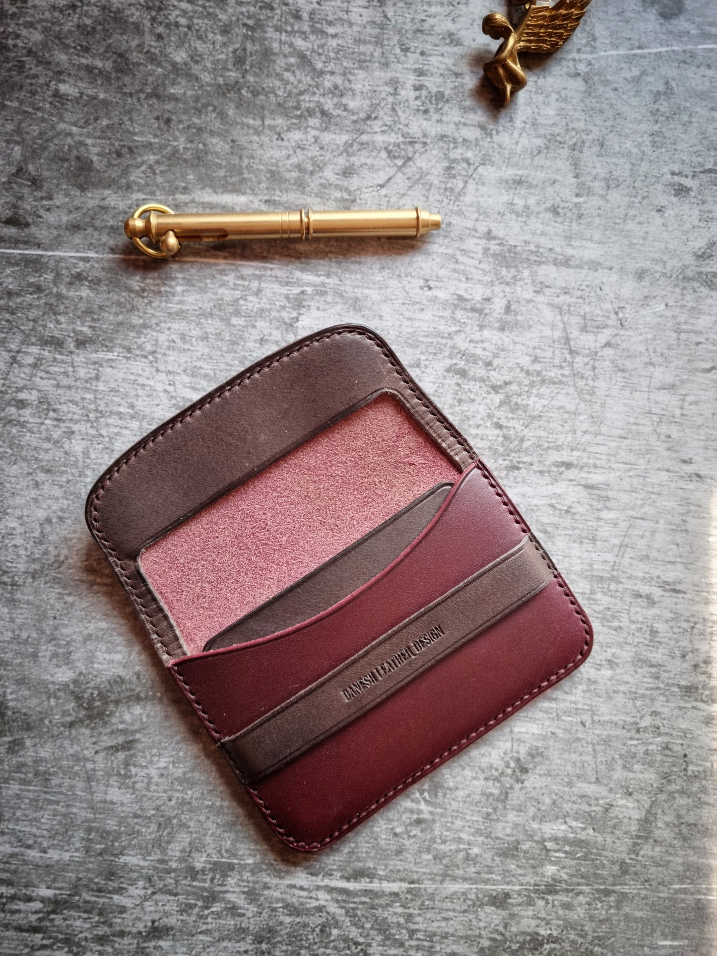 Minimalistic flap wallet - Maine - Autumn22