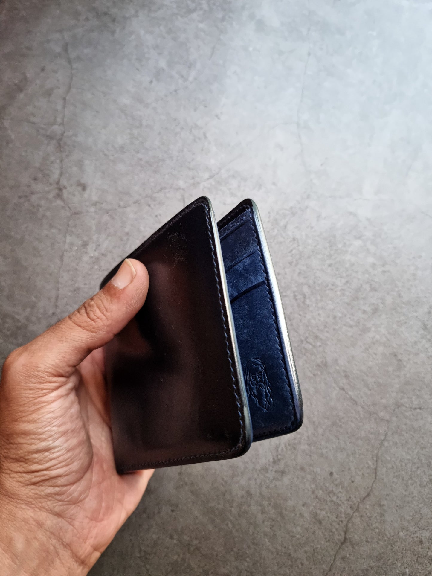 Alister - Classic Bi-fold - Autumn22