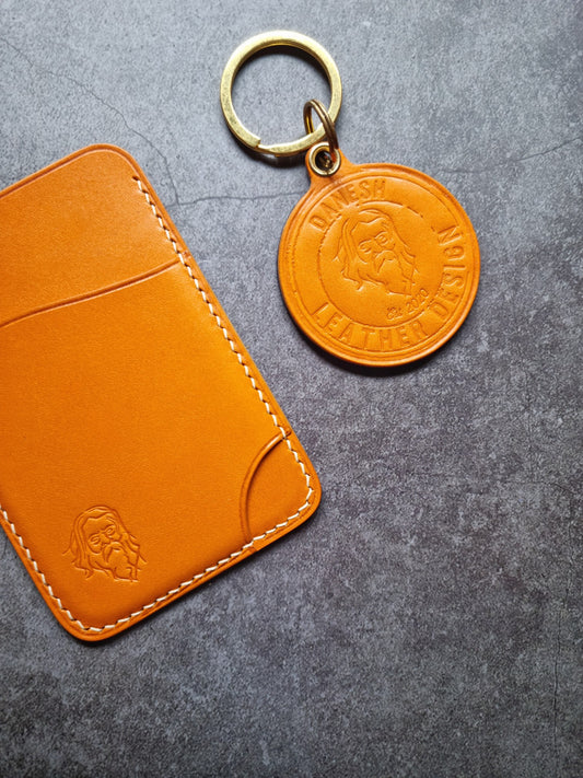 Agora card holder - Autumn22