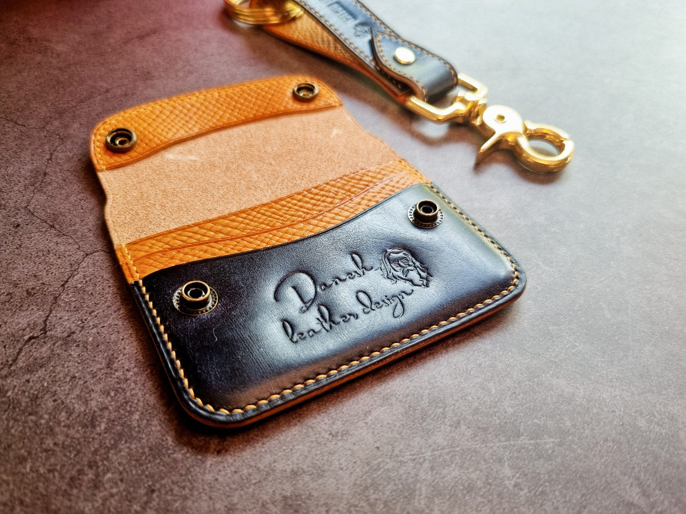 De Goya wallet | Leather flap wallet | Autumn22