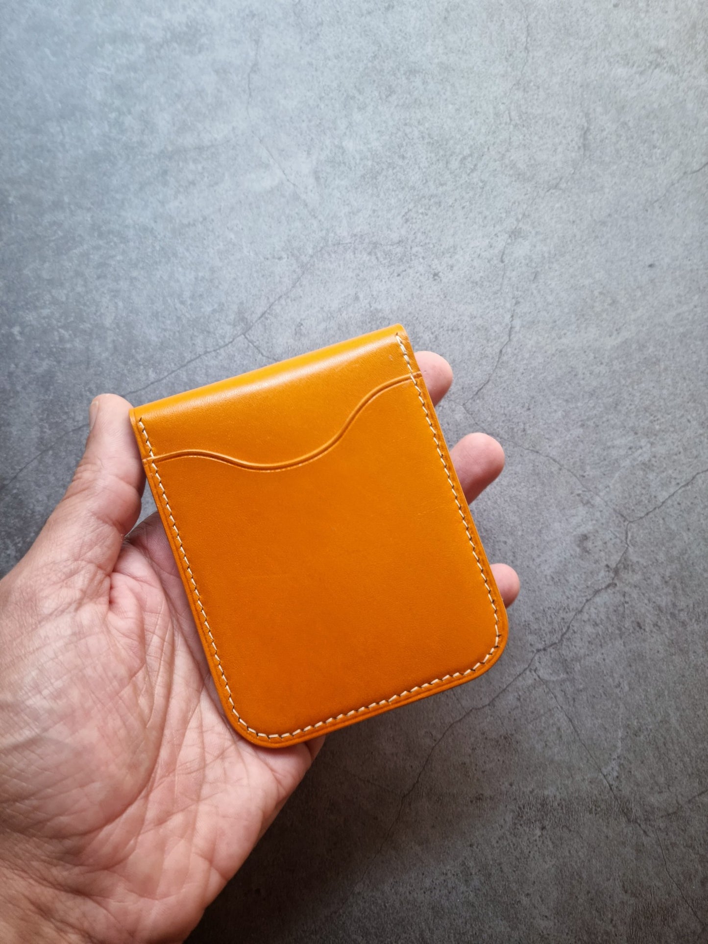 Miró - vertical flap wallet - Autumn22