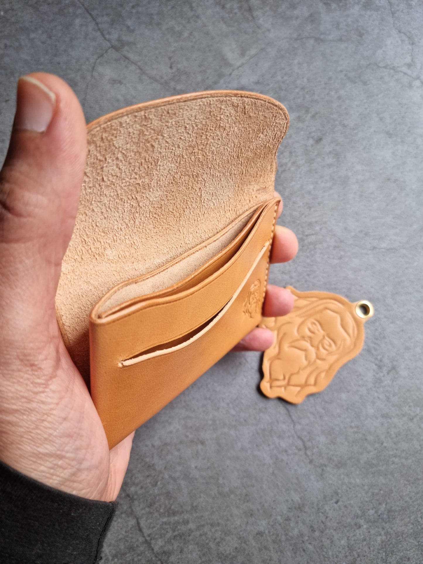 Henry mini wallet - all in one minimalistic design