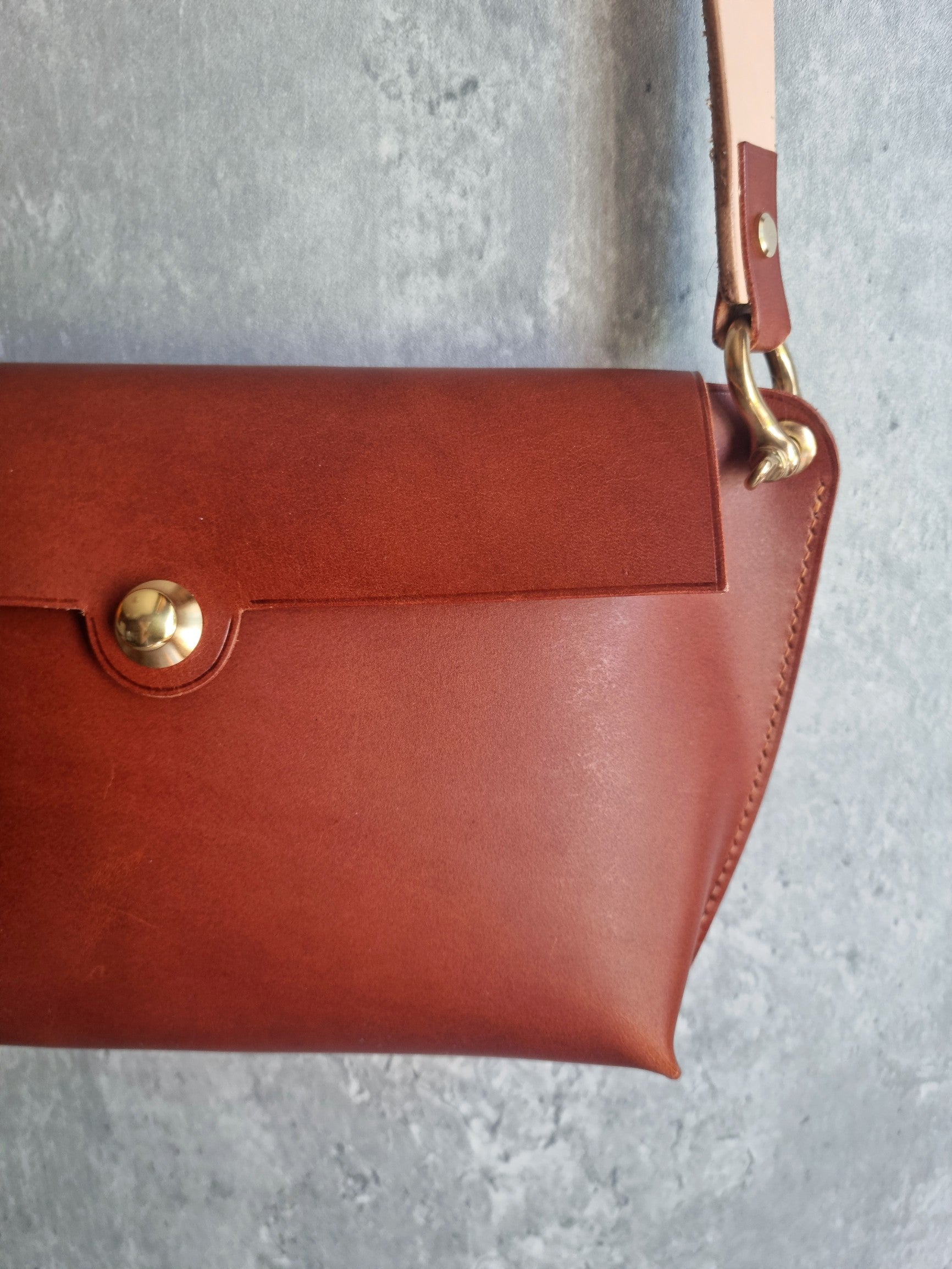 Classic leather handbag build - PDF template — Le French Crafter