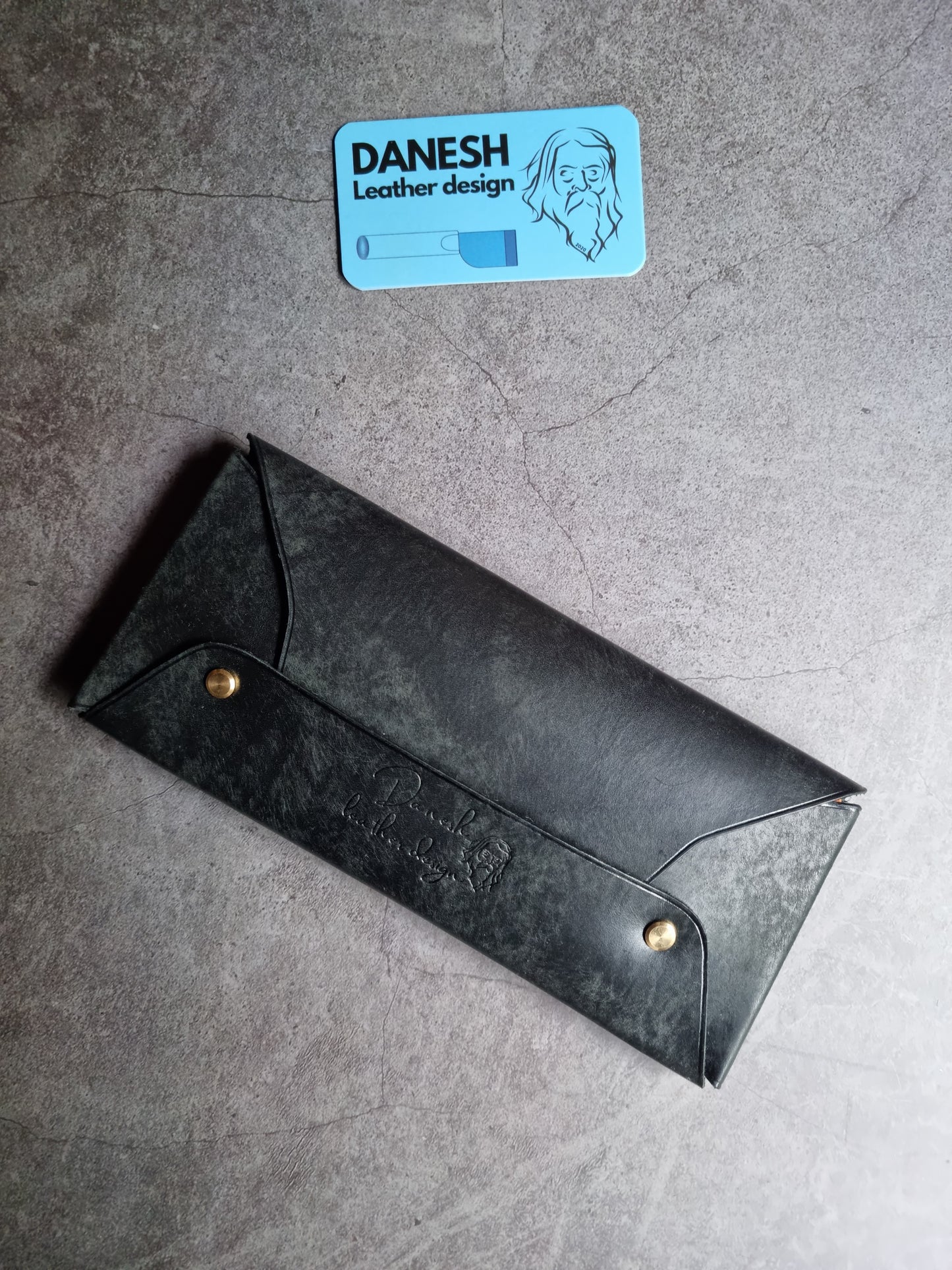 The Covert clutch - Template - PDF Pattern - DIY