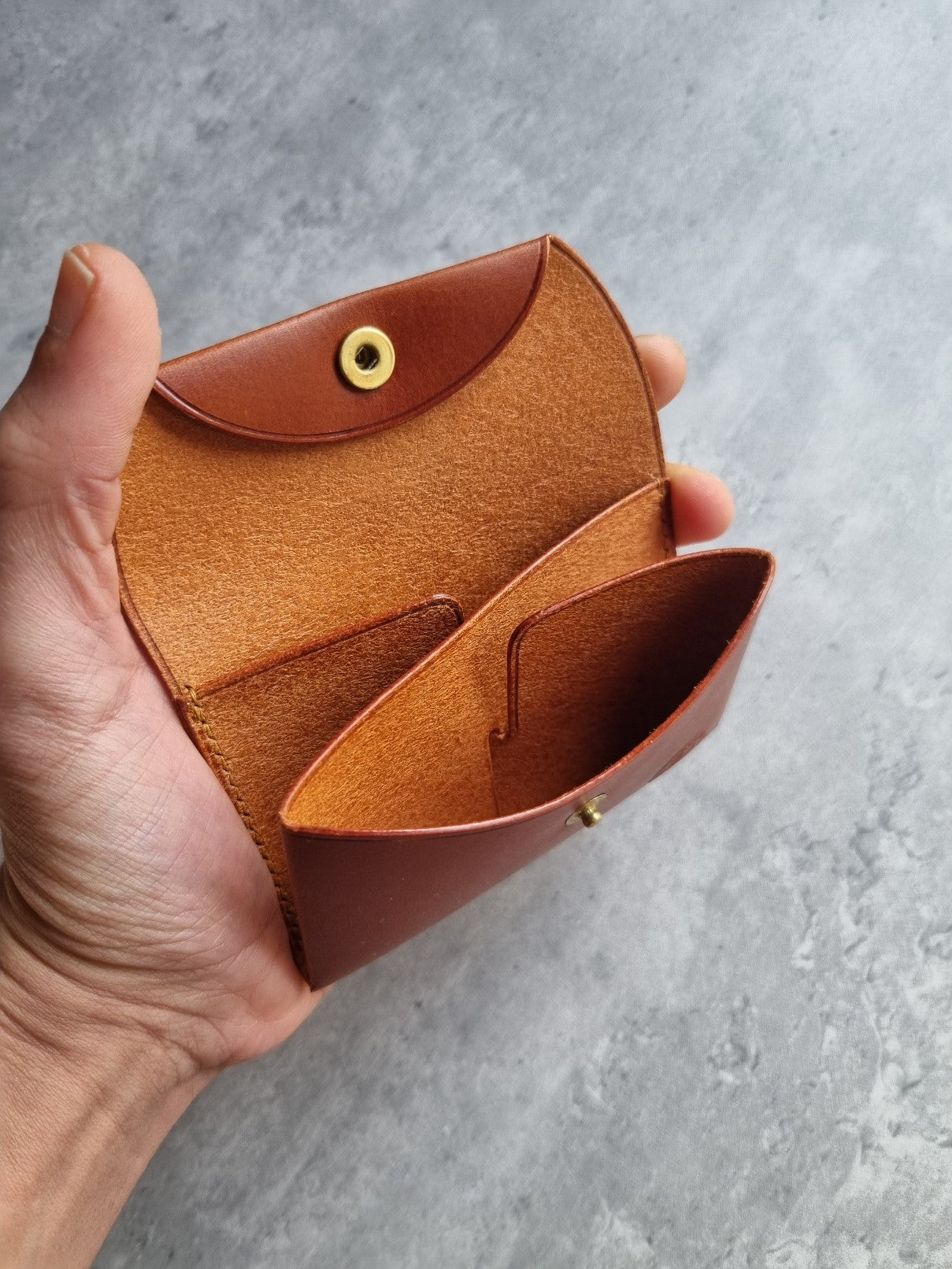 The Crossover wallet | DIY | Pattern Pdf | Leather craft template