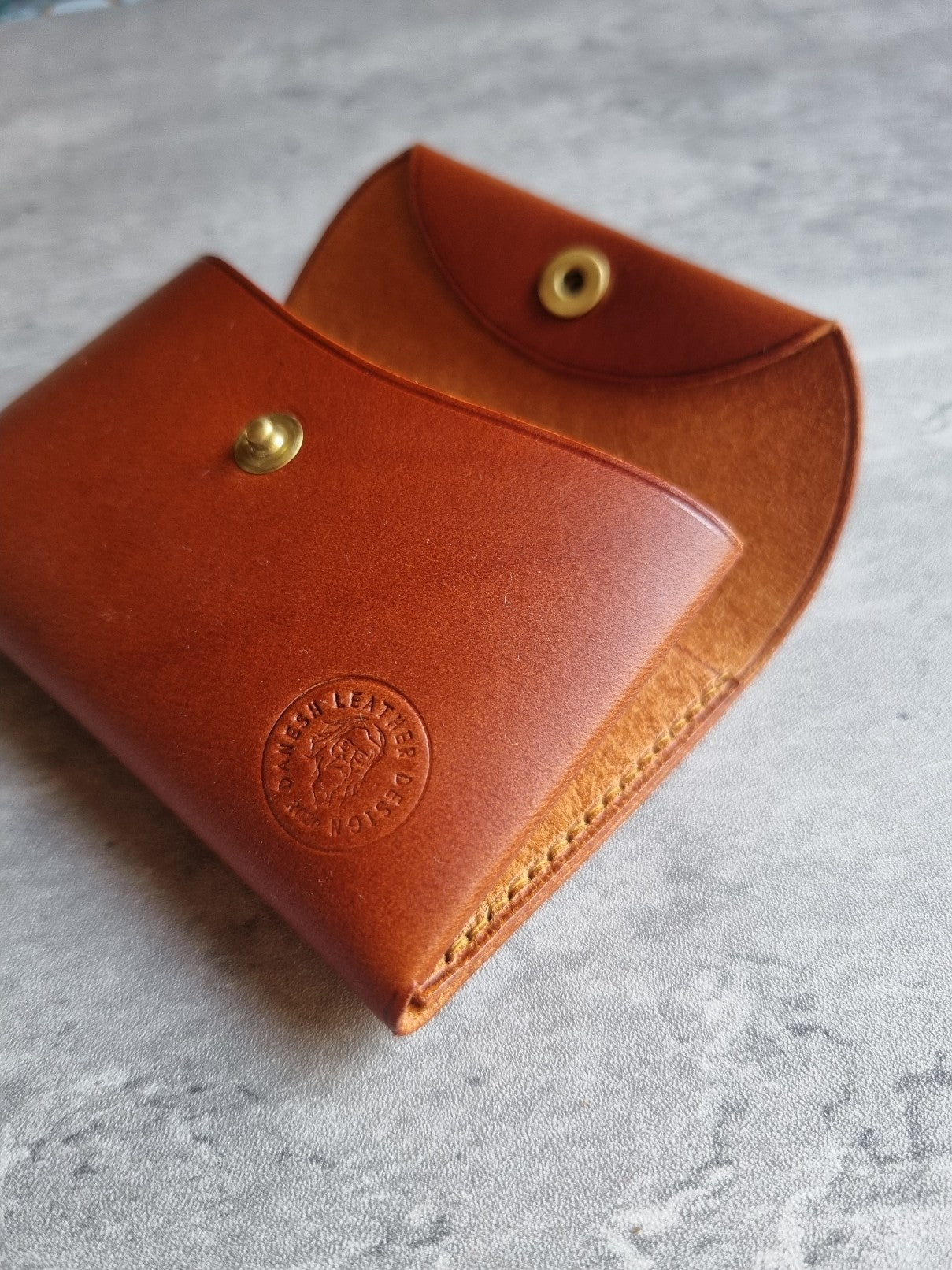 The Crossover wallet | DIY | Pattern Pdf | Leather craft template
