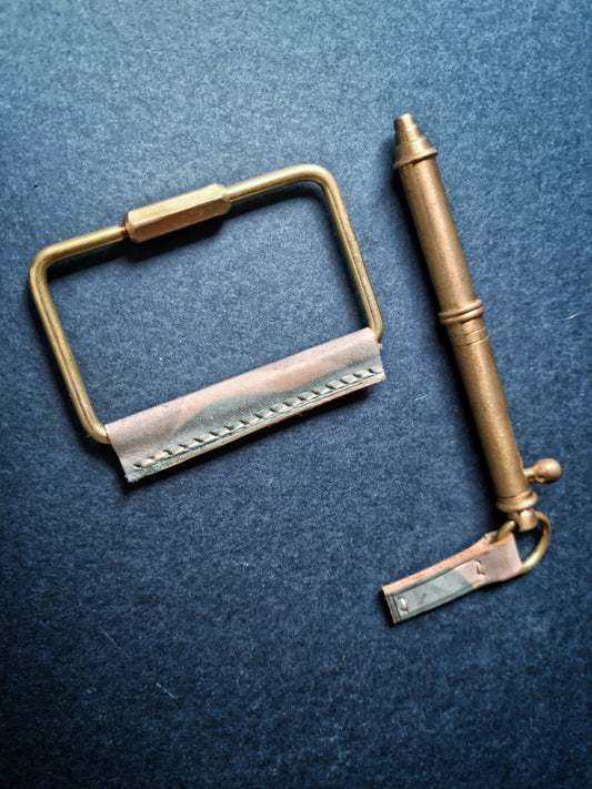 Leather&Brass - mini pen