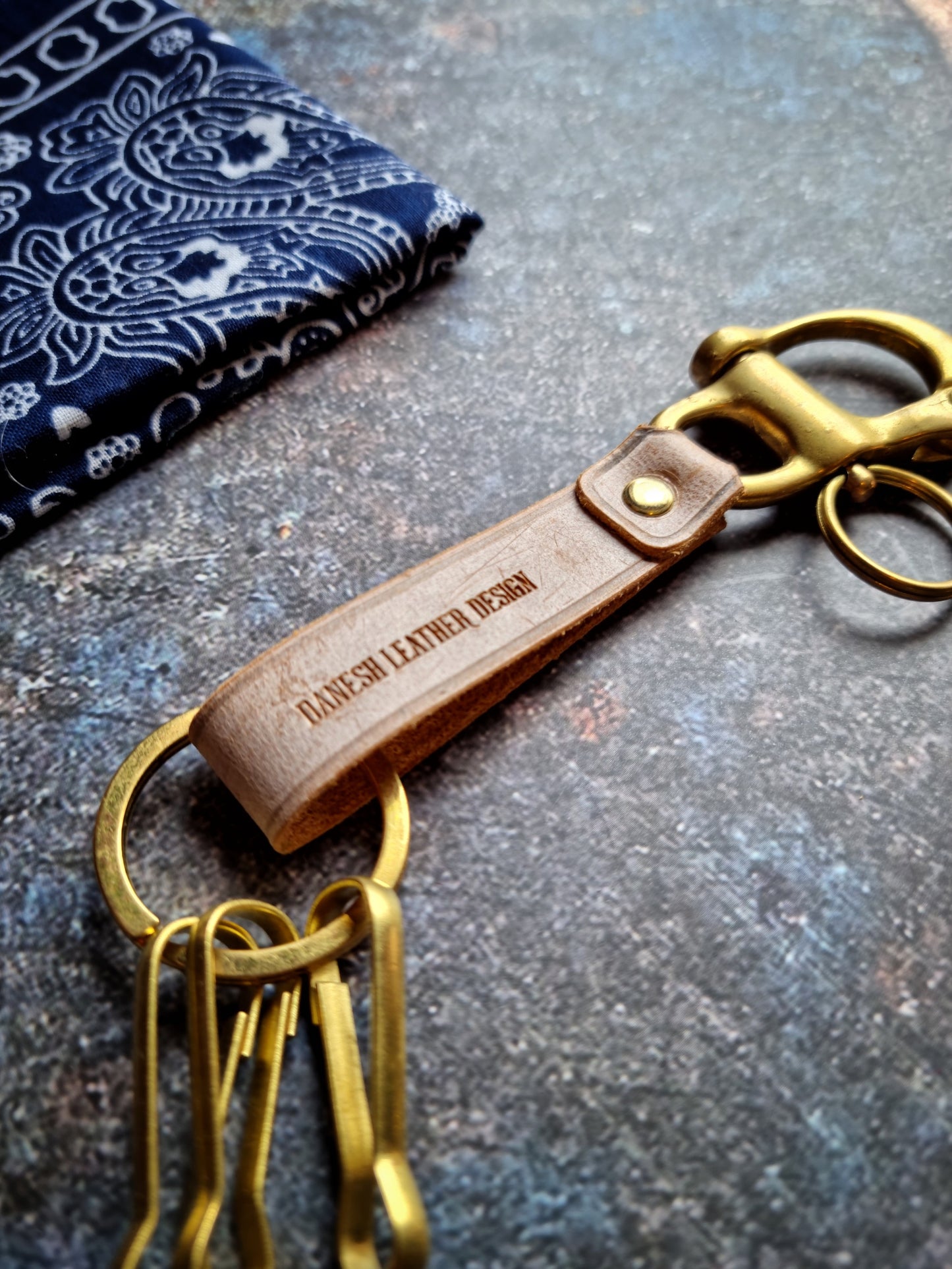 Leather&Brass navy key fob