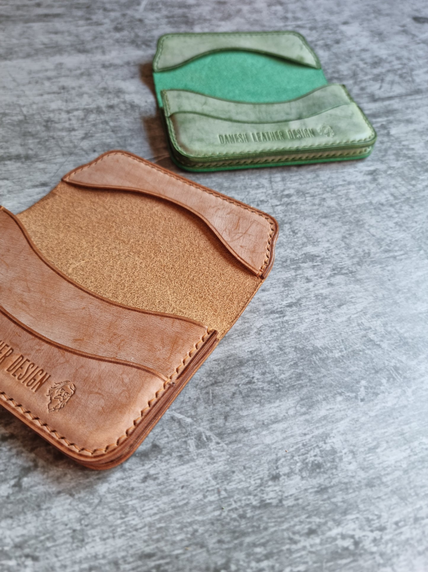 The Roo wallet | Leather flap wallet | Autumn22