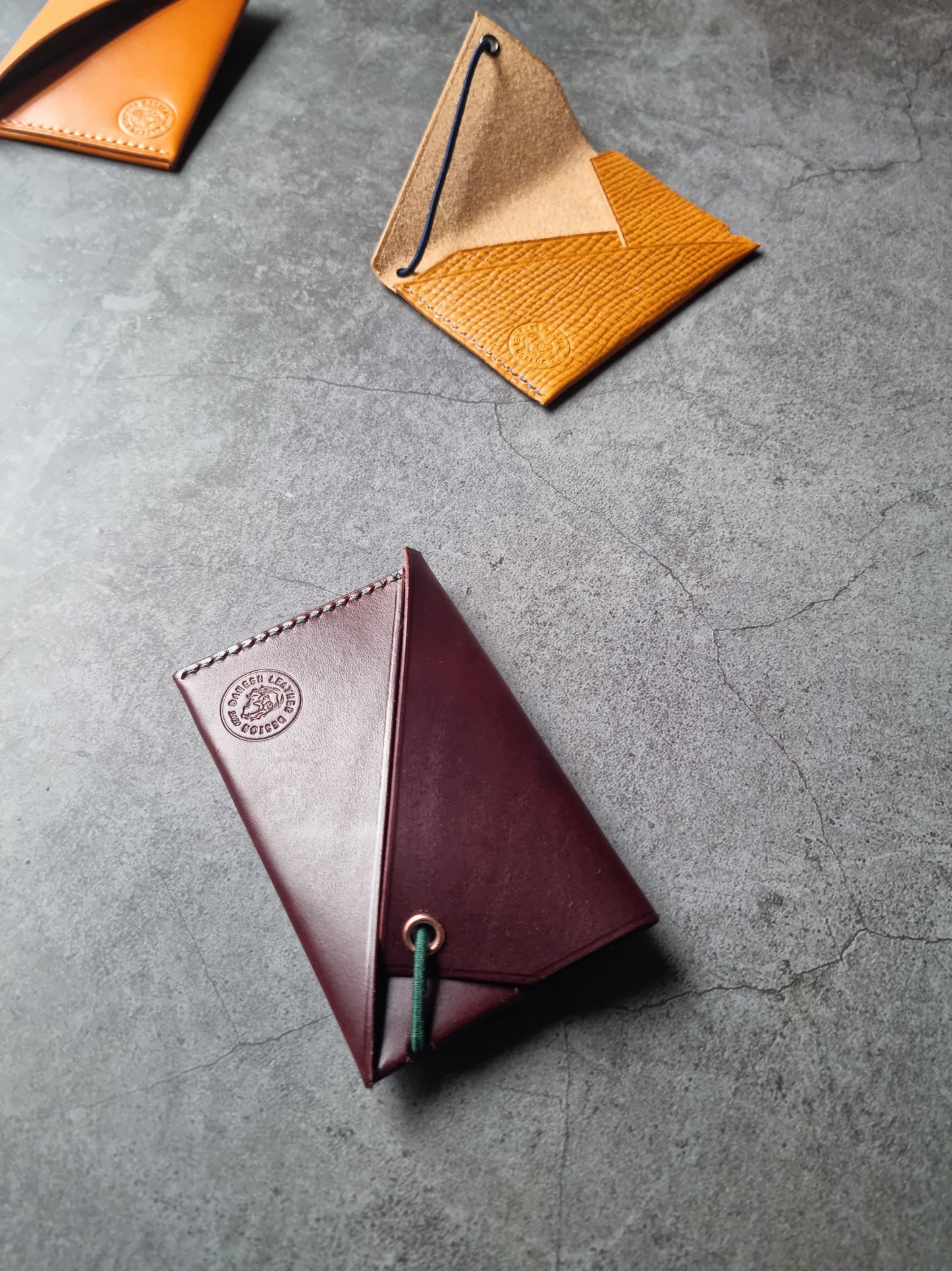 The FÁLKI Wallet | Minimalistic | Card holder